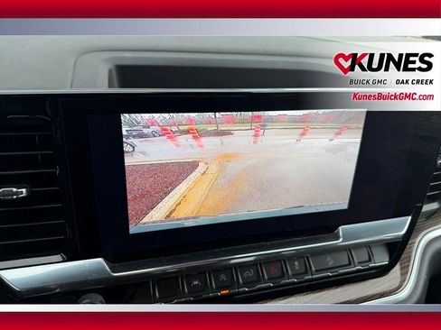 Used 2025 Chevrolet Silverado 1500 LT image 20