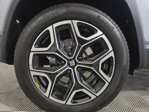 Used 2025 Rivian R1S Adventure AWD/4WD image 12