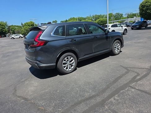 Used 2023 Honda CR-V LX image 7
