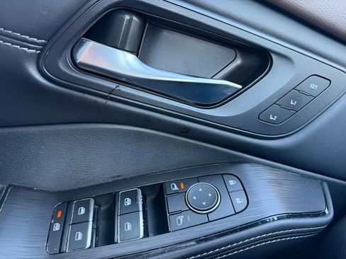 Certified 2023 Nissan Rogue SL w/ SL Premium Package image 19