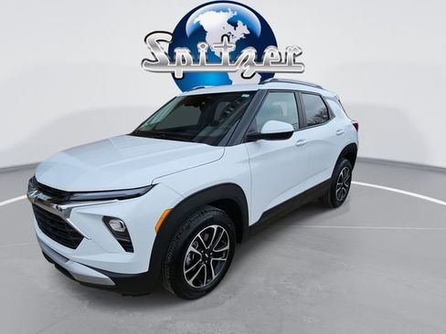 New 2025 Chevrolet TrailBlazer LT w/ LT Cold Weather Package image 4