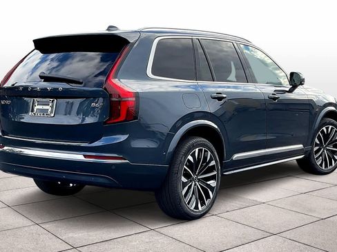 New 2026 Volvo XC90 B6 Plus w/ Protection Package Premier image 4