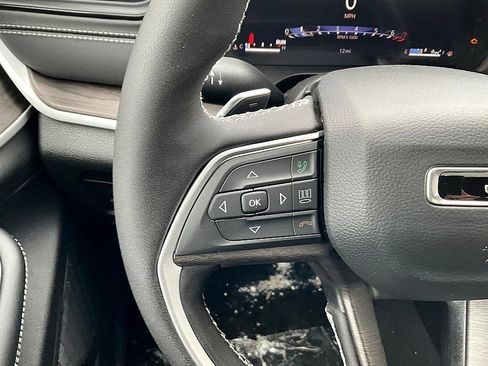 New 2026 Jeep Grand Cherokee Laredo image 30