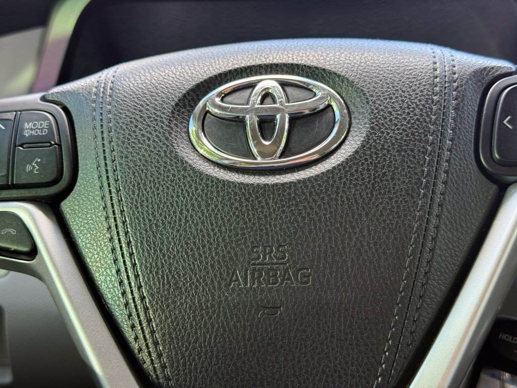 Used 2018 Toyota Sienna LE FWD image 22