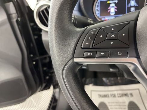 New 2025 Nissan Versa SV w/ Trunk Package image 22