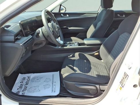 Used 2025 Kia K5 LXS image 19