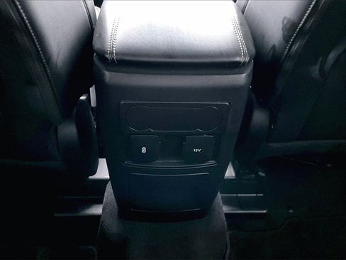 Used 2023 Ford Explorer XLT w/ Equipment Group 202A image 14