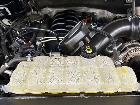 Used 2021 Ford F150 Lariat w/ Equipment Group 502A High image 7