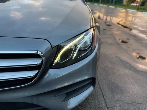 Used 2018 Mercedes-Benz E 300 image 14