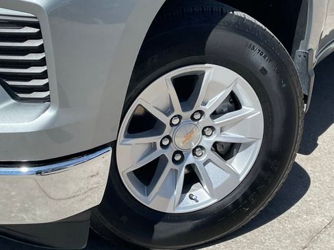 Used 2025 Chevrolet Silverado 1500 LT image 9