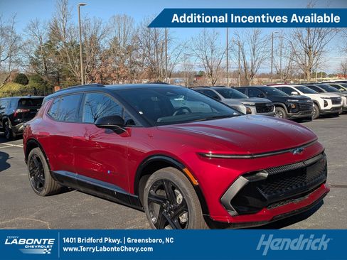 New 2026 Chevrolet Equinox EV RS image 1