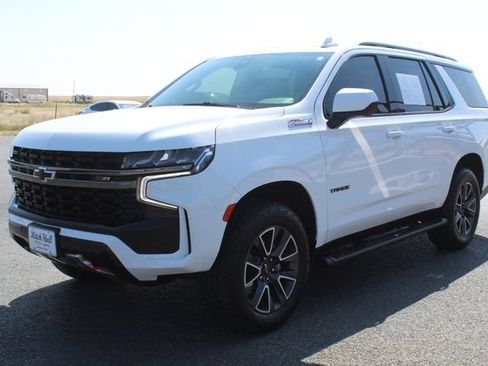 Used 2021 Chevrolet Tahoe Z71 w/ Rear Media and Nav Package AWD/4WD image 10
