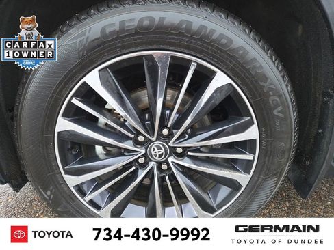 Used 2024 Toyota Grand Highlander AWD Hybrid image 12