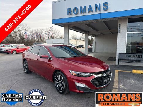 Used 2025 Chevrolet Malibu RS image 1