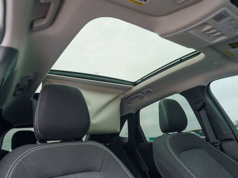 Used 2023 Ford Escape Active w/ Tech Pack #2 FWD image 23