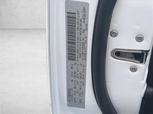 Used 2017 RAM 1500 Express image 23