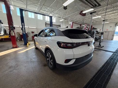 Used 2023 Volkswagen ID.4 Pro RWD image 5