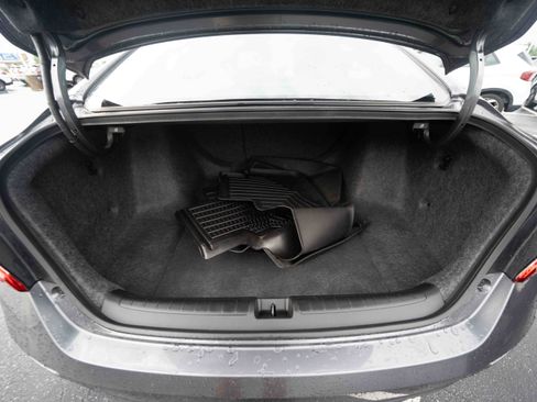 Certified 2022 Honda Accord Touring image 27