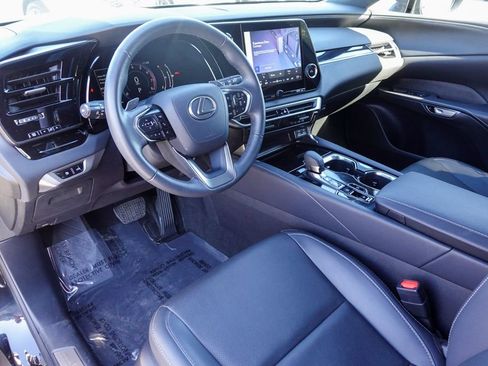 Used 2024 Lexus RX 350 FWD image 11