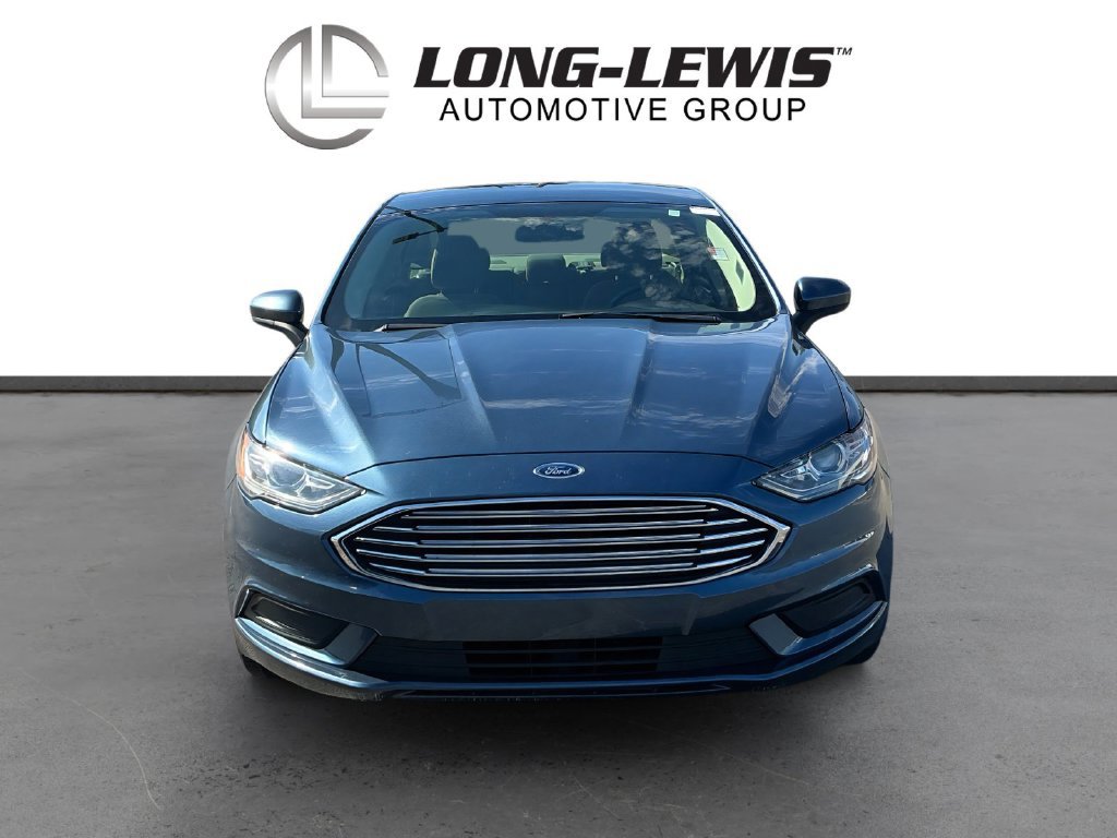 Used 2018 Ford Fusion SE w/ Fusion SE Technology Package FWD image 11
