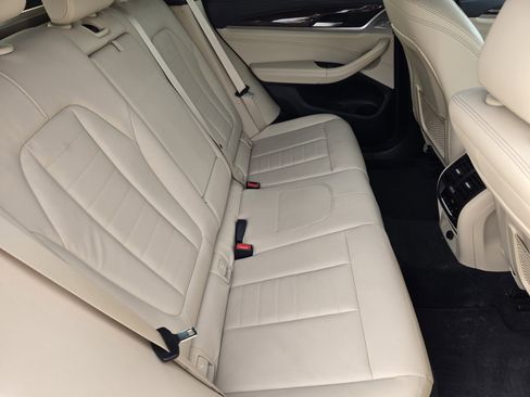 Used 2019 BMW X3 sDrive30i w/ Premium Package image 10