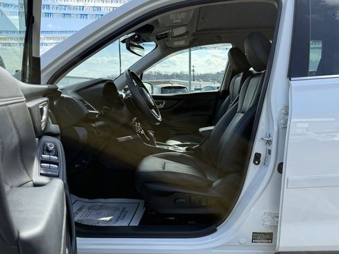 Used 2024 Subaru Forester Touring w/ Convenience Package image 11