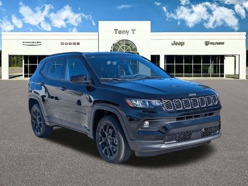 New 2026 Jeep Compass Latitude image 1