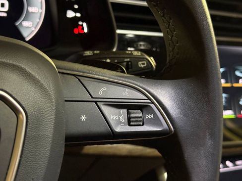 Used 2023 Audi Q7 3.0T Prestige image 29