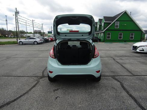 Used 2019 Ford Fiesta SE w/ Equipment Group 203A FWD image 7