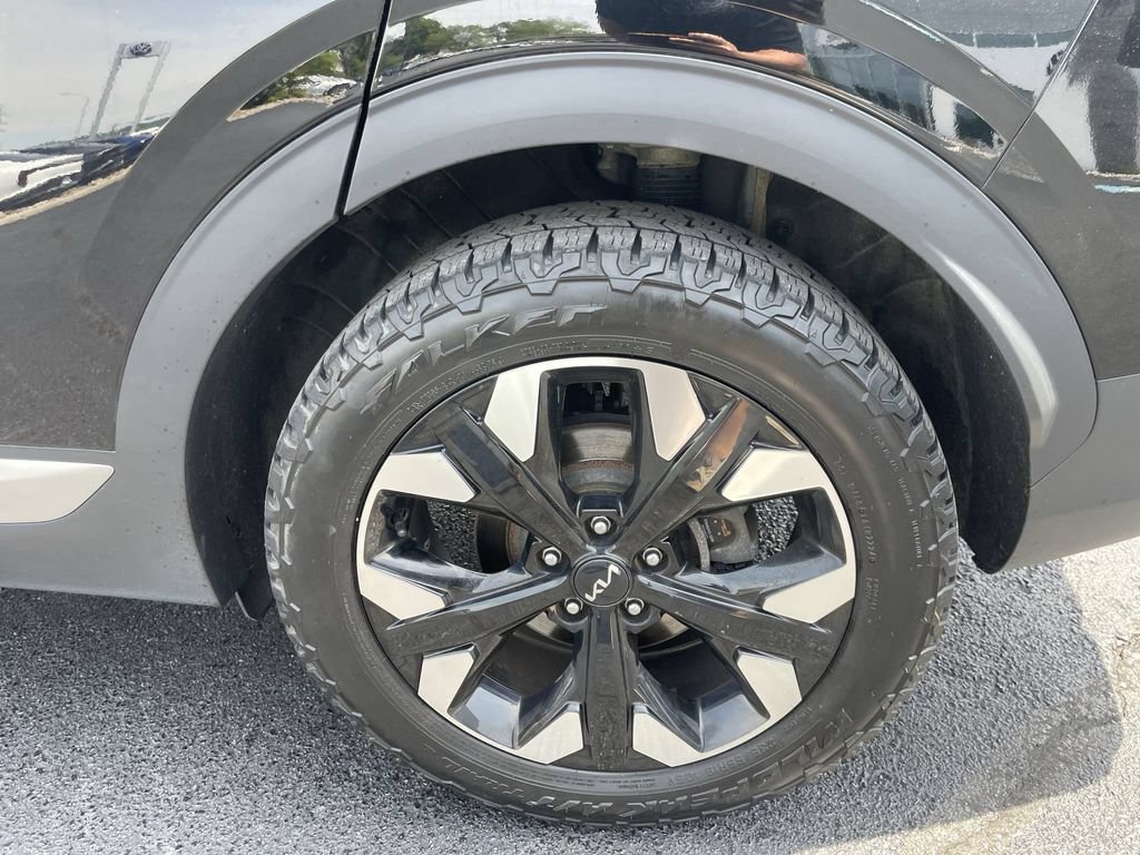 Used 2023 Kia Sportage X-Line w/ X-Line Premium Package AWD/4WD image 8