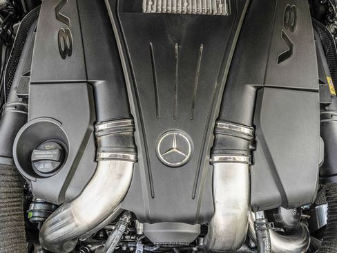 Used 2017 Mercedes-Benz SL 550 image 24