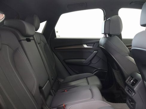 Used 2022 Audi Q5 2.0T Premium Plus image 24