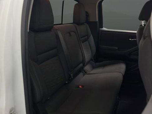 Used 2022 Nissan Frontier SV AWD/4WD image 24
