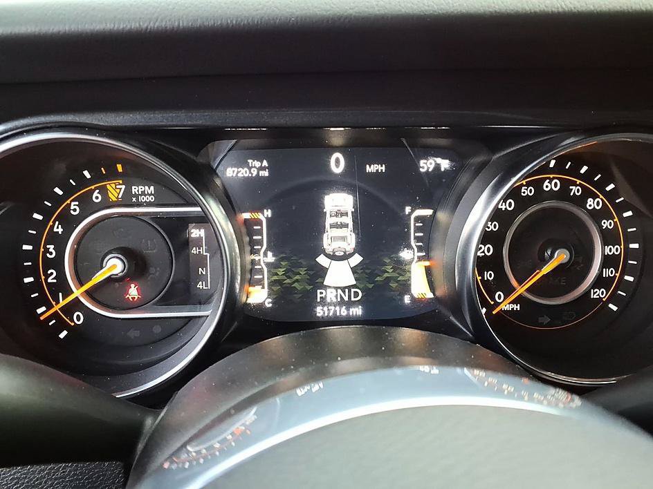 Used 2021 Jeep Wrangler Unlimited Sahara AWD/4WD image 30