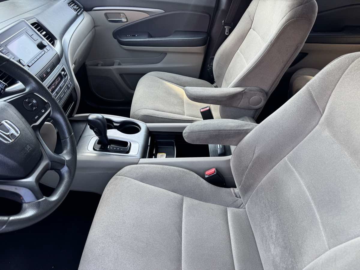 Used 2019 Honda Pilot LX image 35