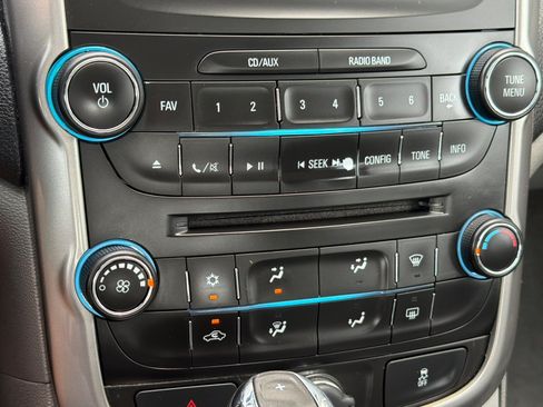 Used 2016 Chevrolet Malibu LS FWD image 20