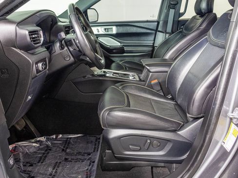 Used 2023 Ford Explorer ST w/ Equipment Group 401A AWD/4WD image 28