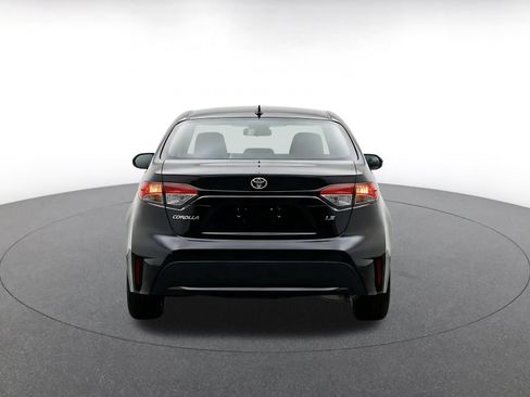 Used 2025 Toyota Corolla LE FWD image 6
