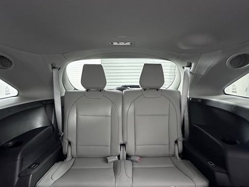 Certified 2020 Acura MDX FWD w/ Technology Package image 27