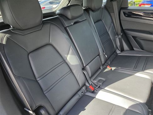 Used 2022 Porsche Cayenne image 29