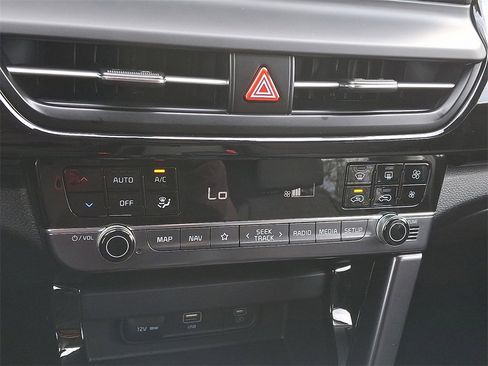 New 2026 Kia Seltos S image 8