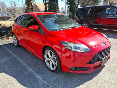 Used 2013 Ford Focus ST image 1
