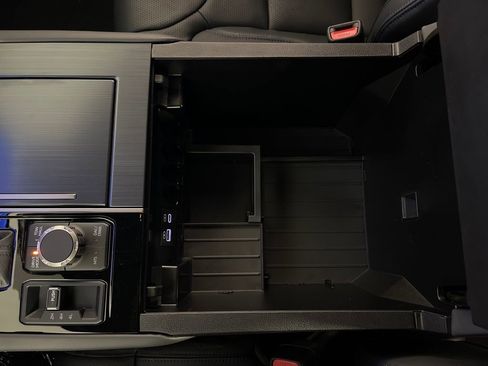 New 2026 Toyota Tundra Platinum image 23