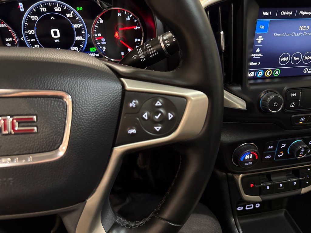 Used 2024 GMC Terrain Denali w/ Denali Premium Package AWD/4WD image 35