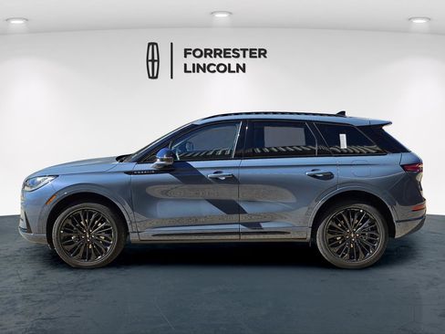 New 2026 Lincoln Corsair Premiere image 6