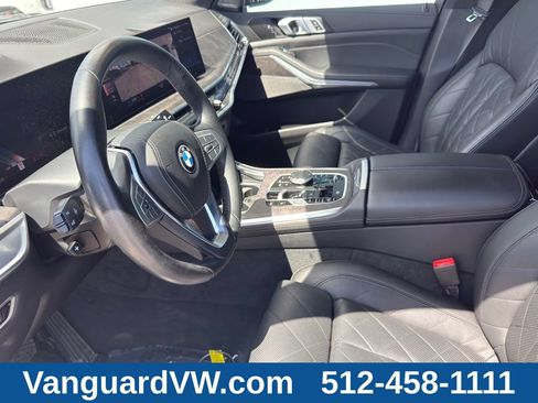 Used 2023 BMW X7 xDrive40i w/ Premium Package AWD/4WD image 10