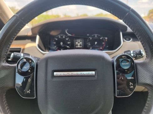Used 2018 Land Rover Range Rover Sport SE AWD/4WD image 18