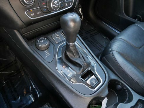 Used 2020 Jeep Cherokee Limited w/ Trailer Tow Group image 24