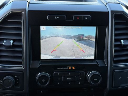 Used 2017 Ford F150 XLT w/ Equipment Group 302A Luxury image 22