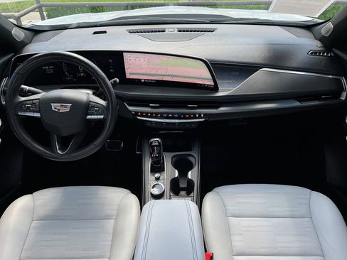 Used 2024 Cadillac XT4 Sport FWD image 23